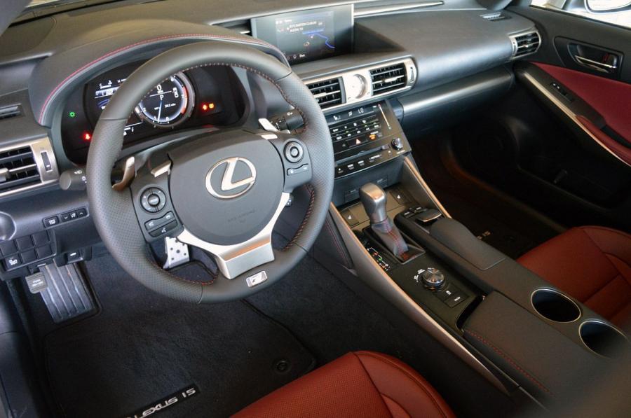  Lexus IS350 F-Sport 2014 года  (фото 126 из 140)
